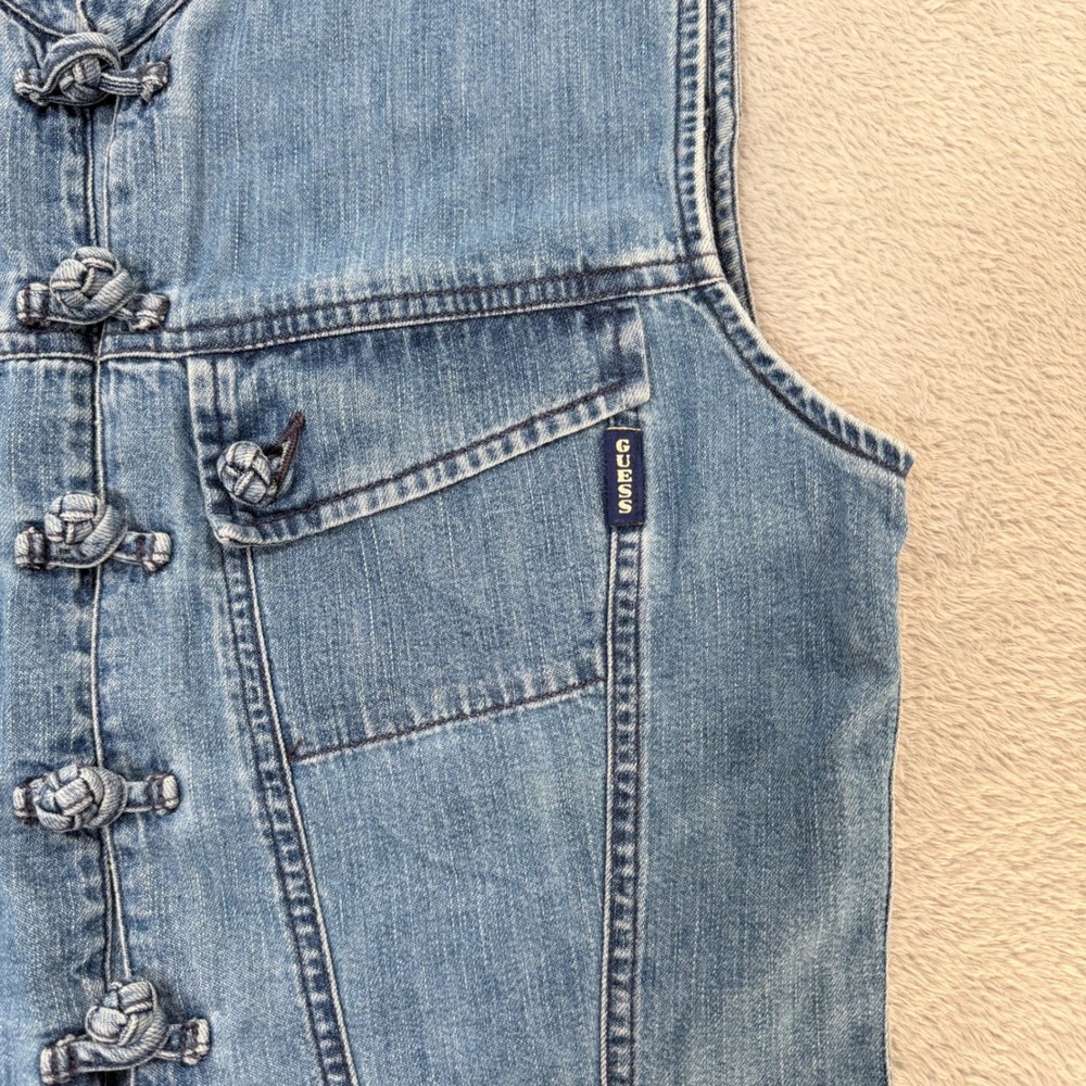VTG Guess Jeans USA Denim Vest Indigo Frog Knot Button Mandarin Collar Retro 90s - Picture 5 of 9